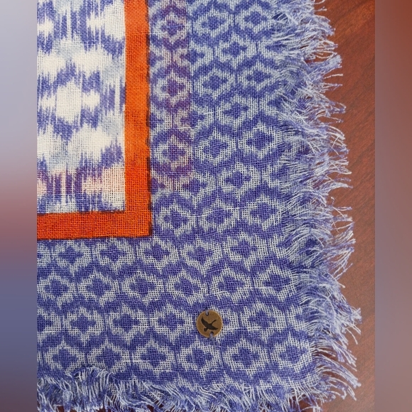 Eddie Bauer blue and white Ikat Patterned Scarf with Orange Trim, EUC - Picture 2 of 4
